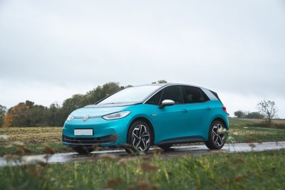 De Renault Twingo E-Tech is er nu al vanaf 20.990 euro